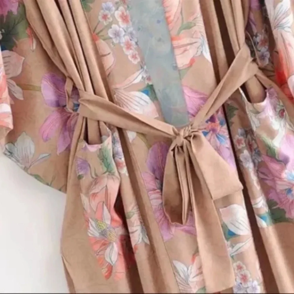 SOLD OUT Gypsy Bohemian Tan Floral Peacock Open Kimono Robe - Picture 10 of 12